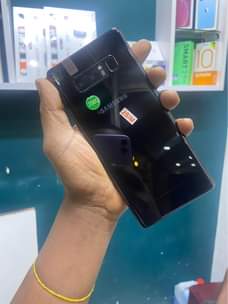 A picture of Samsung note 8 Gb 256 Ram 8 Duos laini mbili
