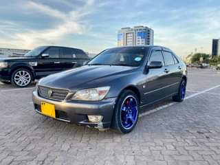 used toyota altezza