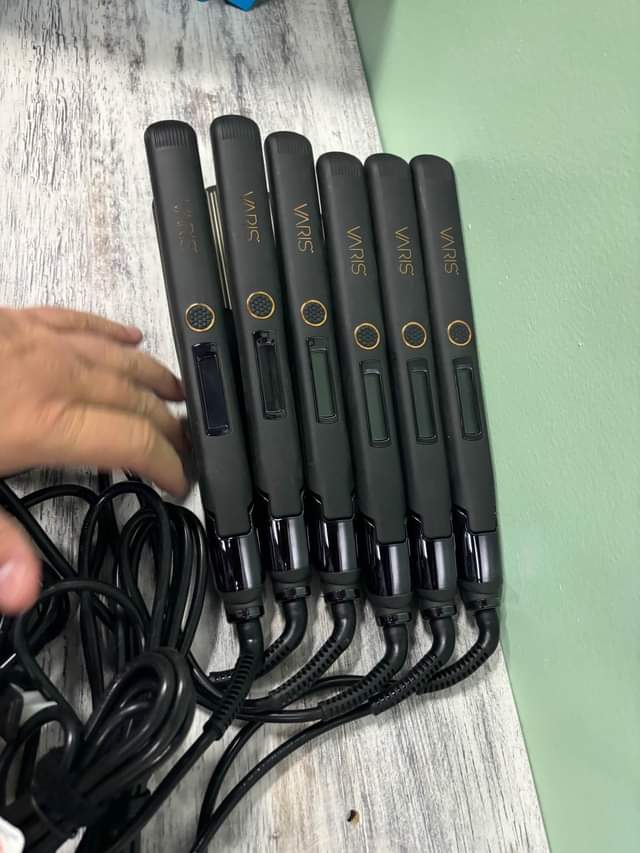 A picture of Hair straightening curling irons
