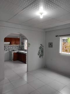 Vernisa R.