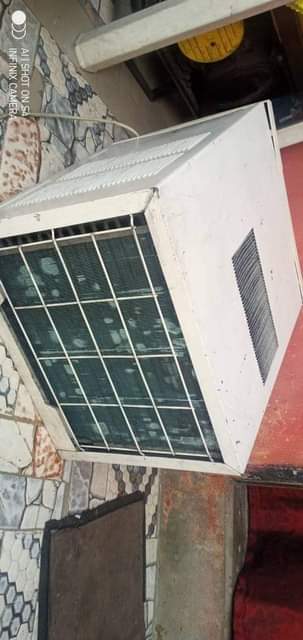 A picture of Ac window unit