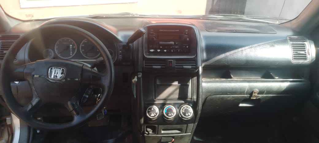 A picture of 2004 fairly used Honda CR V