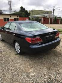 A picture of LEXUS Es330