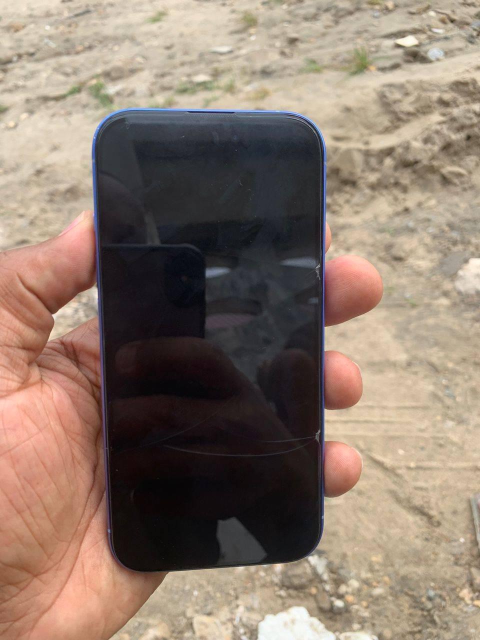 A picture of iPhone 16 128GB DUOS
