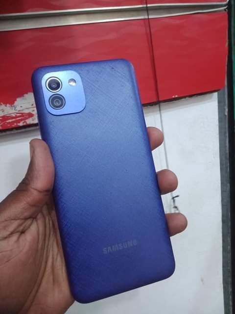 A picture of SAMSUNG A03 GB 64