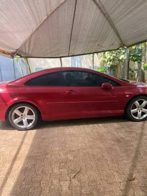 A picture of Neat used Peugeot 407 Sports with automatic transmission Accident free
