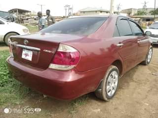 A picture of 2004 Toyota Camry