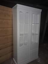 A picture of Kabat bed safa