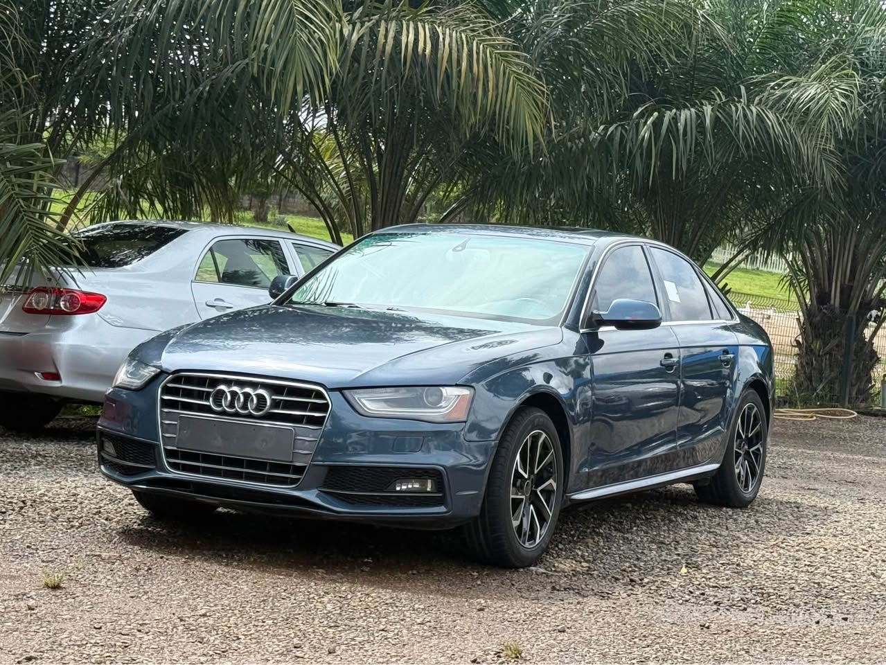 A picture of Audi A4 2011 model
