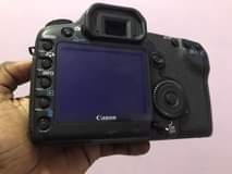A picture of Canon 5D Mark II Body 1 160 000 TZS 