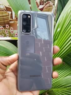 A picture of QUICK MONEY NEEDED S20 5G AT ONLY 295000