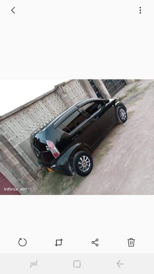 A picture of Toyota passo