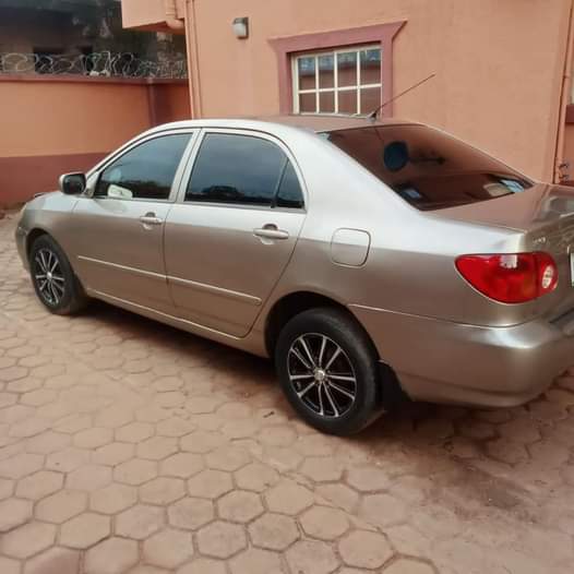 A picture of Toyota Corolla le 2005