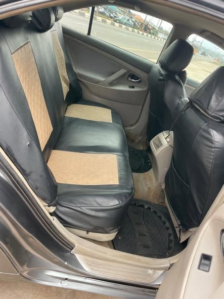A picture of Another distress 2008 Toyota Camry with sound engine and gear