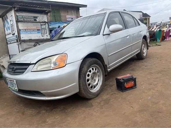 A picture of Neat Nigeria used Honda civic 2004 model