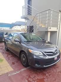 A picture of TOYOTA COROLLA 2012