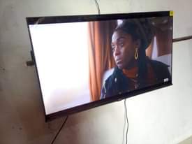 A picture of 0772048966 0705490801 Brand New LG smart Uhd4k 60 inches frameless