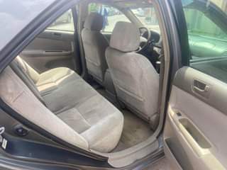A picture of Toyota Camry 04