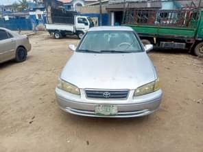 A picture of 2002 Toyota Camry Buy and drive AC working Gear selecting