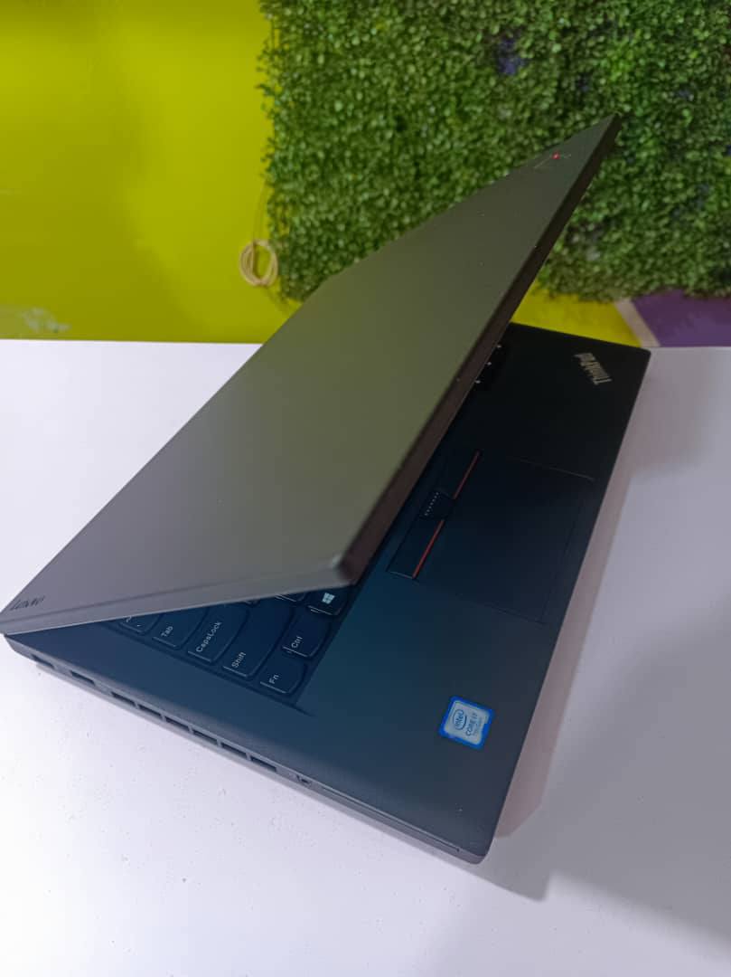 A picture of Lenovo Thinkpad corei7