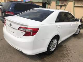 A picture of Toyota Camry LE 2012