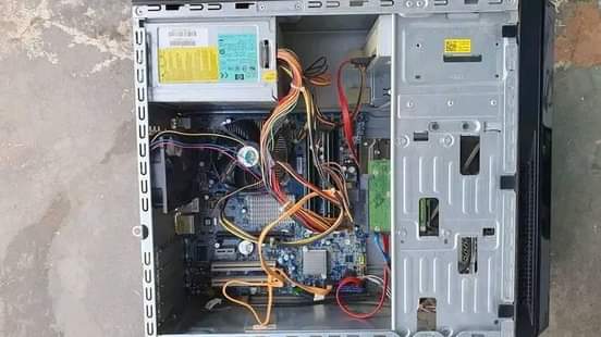 A picture of dell vostro cpu doucore on sale at 180 000 
