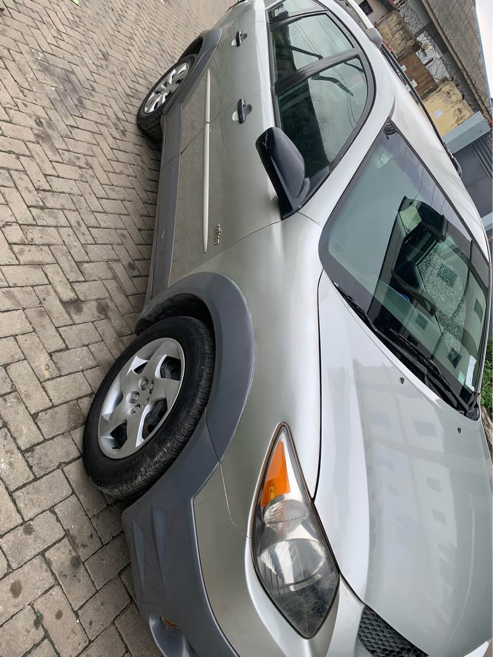 A picture of Pontiac vibe 03 04