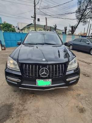 A picture of 2012 Mercedes Benz GL 450