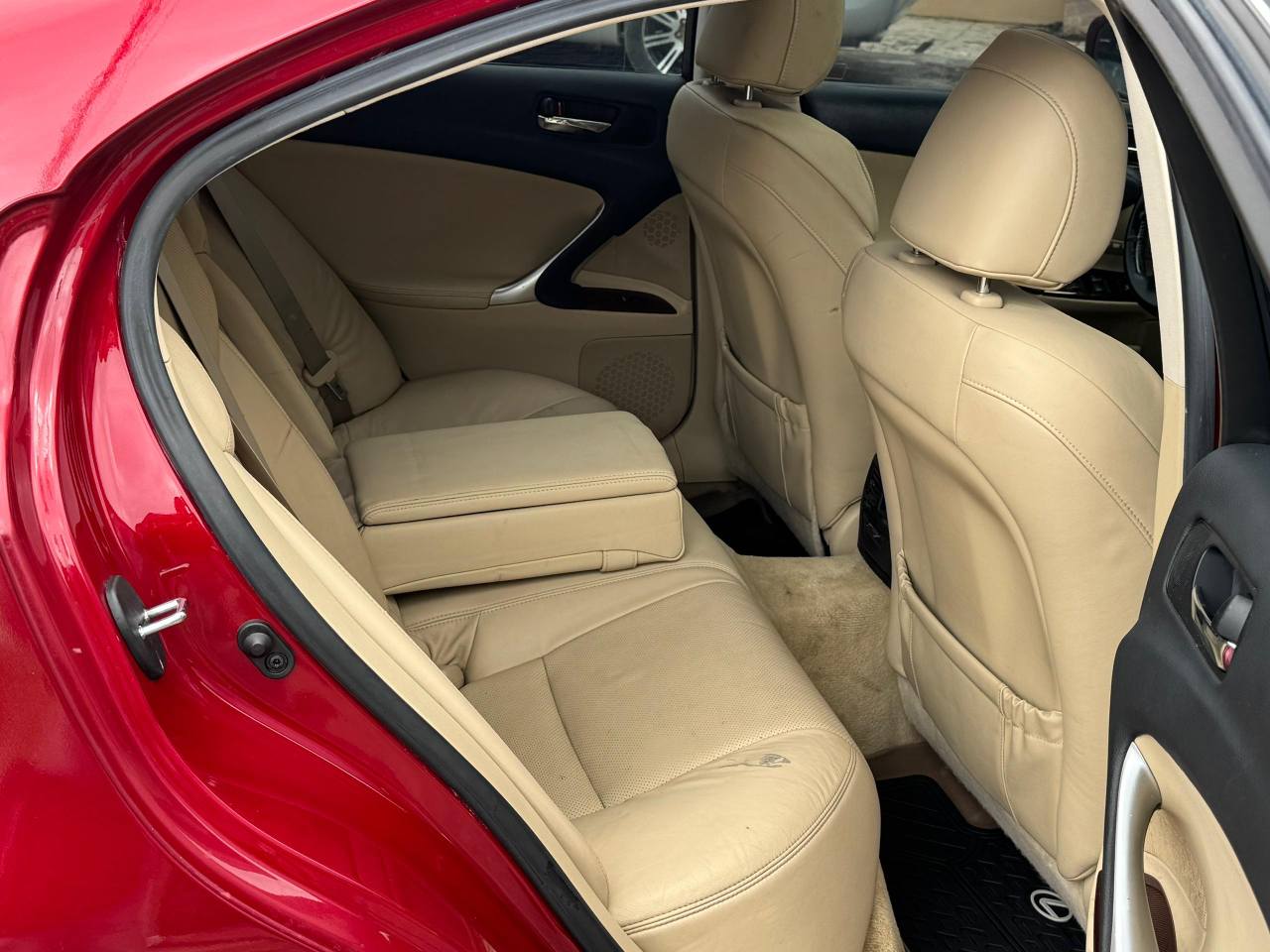 A picture of LEXUS IS250 2008 MODEL
