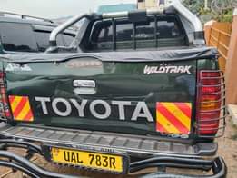 A picture of Toyota Hilux Vigo 2005 At 55m 0706044260 0774245262
