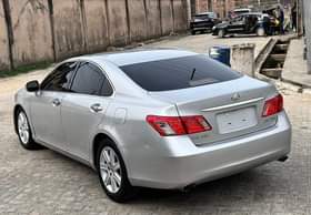 A picture of KinzzyAuto s LTD 08109018982 12 000 000 Refer and earn