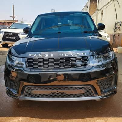 A picture of RANGEROVER SPORT 2015 165M
