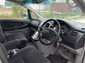 A picture of Toyota Alphard Price 18.5 million Cc 2390 Full ac Very