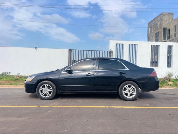 A picture of PRE OWNED 2007 HONDA ACCORD DC 3 650 000 08175232309