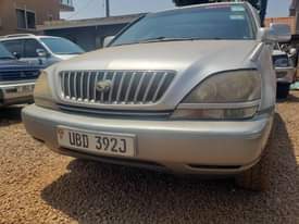 A picture of TOYOTA HARRIER FOR SALE