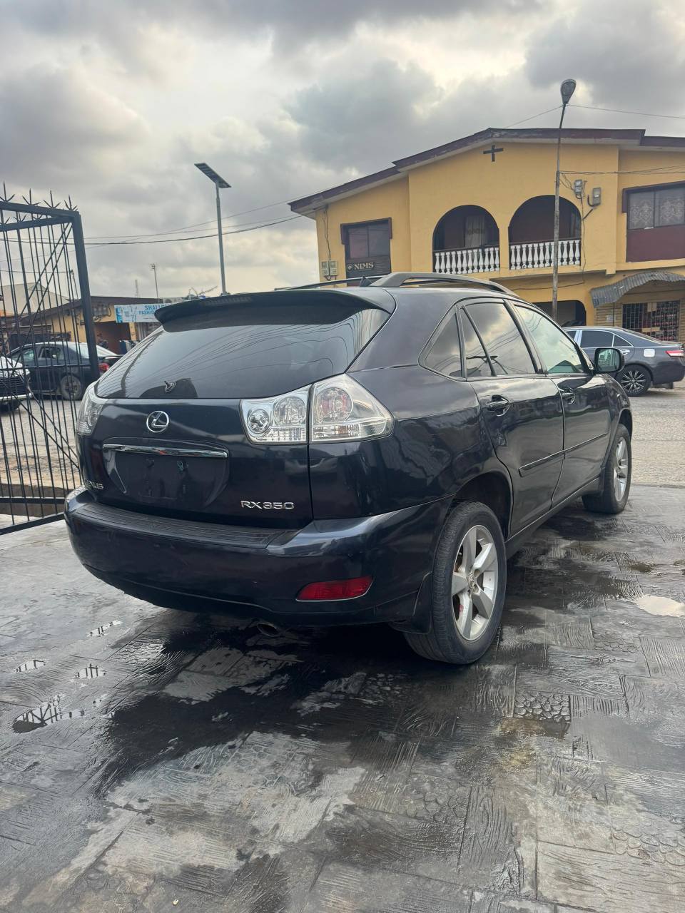 A picture of LEXUS RX350 2009 reg Super clean 7 900 000 Ogba
