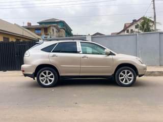 A picture of Lexus RX350 2009