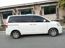 A picture of Toyota Noah
