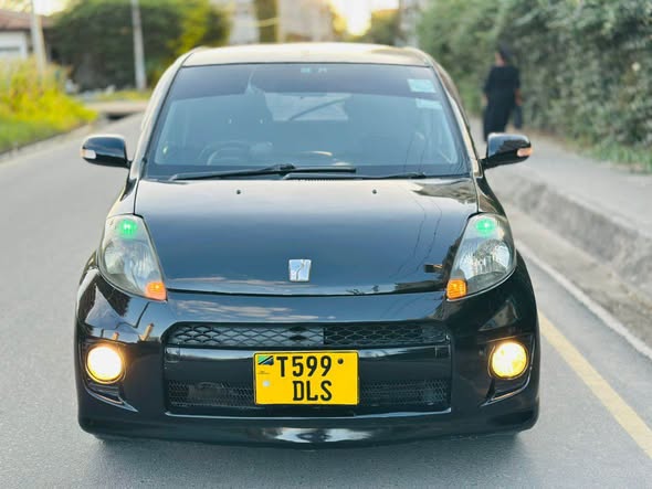 A picture of Toyota Passo Racy