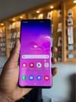 A picture of Samsung s10 plus 128gb