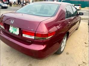 A picture of KB AUTOs Clean Honda End of discussion YEAR 2005 Available