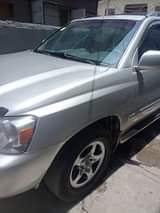 A picture of Toyota Highlander 2003