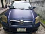 A picture of Toyota Avensis 2004