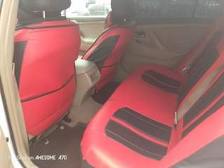 A picture of Toyota mussle camry 2008 model engine and gear is perfect
