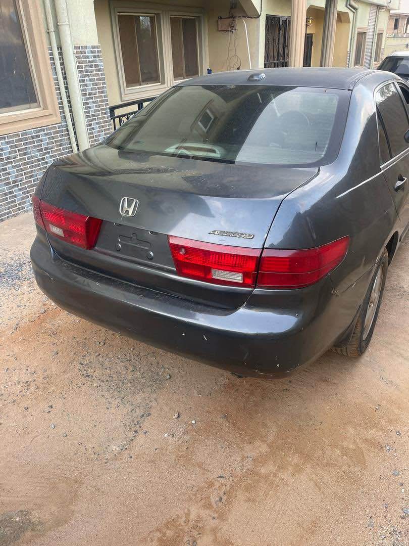 A picture of 2005 Honda Accord