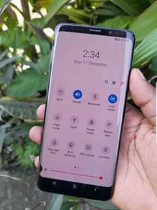 A picture of uza samsumg S9 64gb ram 6 laini 1 Nipo dar