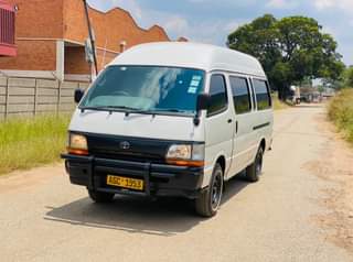 used toyota hiace