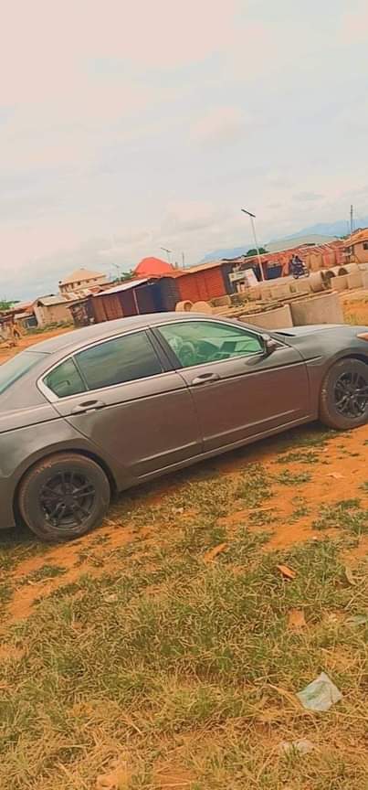 A picture of 2010 HONDA ACCORD