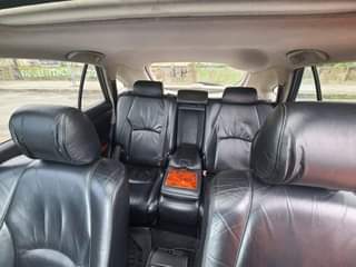 A picture of 2004 LEXUS RX330 PRICE IS 7 2 million Naria Settle