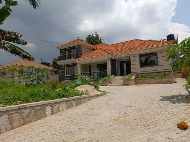 houses entebbe